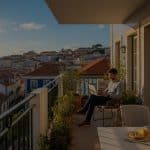 Trabalhar em Portugal em 2026: O Guia Definitivo para Nómadas Digitais (Vistos, Cidades e Salários)